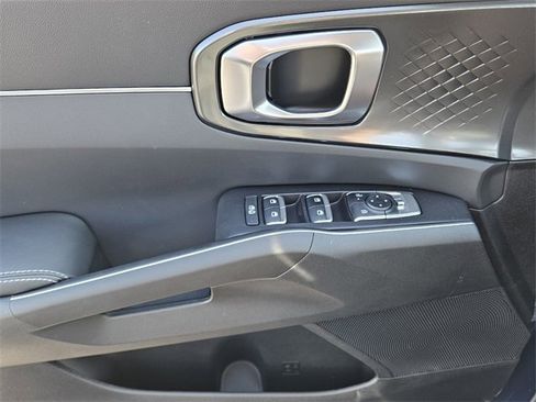 New 2025 Kia Sorento S w/ Panoramic Sunroof Package image 22