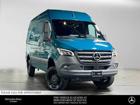 Used 2026 Mercedes-Benz Sprinter 2500 image 1