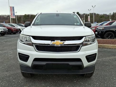 Used 2018 Chevrolet Colorado W/T image 2