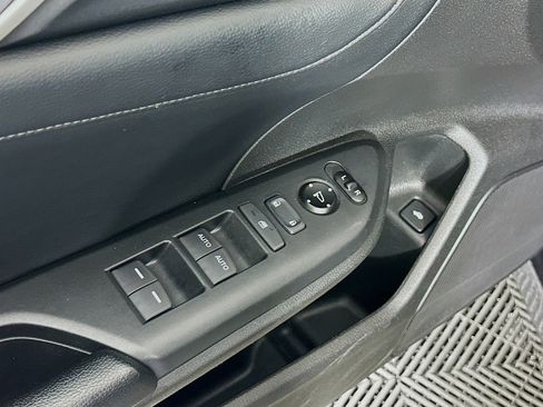 Used 2017 Honda Civic EX-L image 15