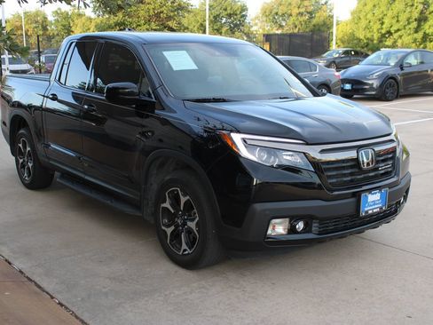 Used 2017 Honda Ridgeline Black Edition image 7