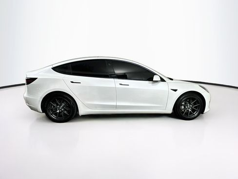 Used 2022 Tesla Model 3 Long Range AWD/4WD image 10