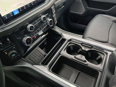 Used 2023 Ford F250 Lariat w/ Sport Appearance Package image 25