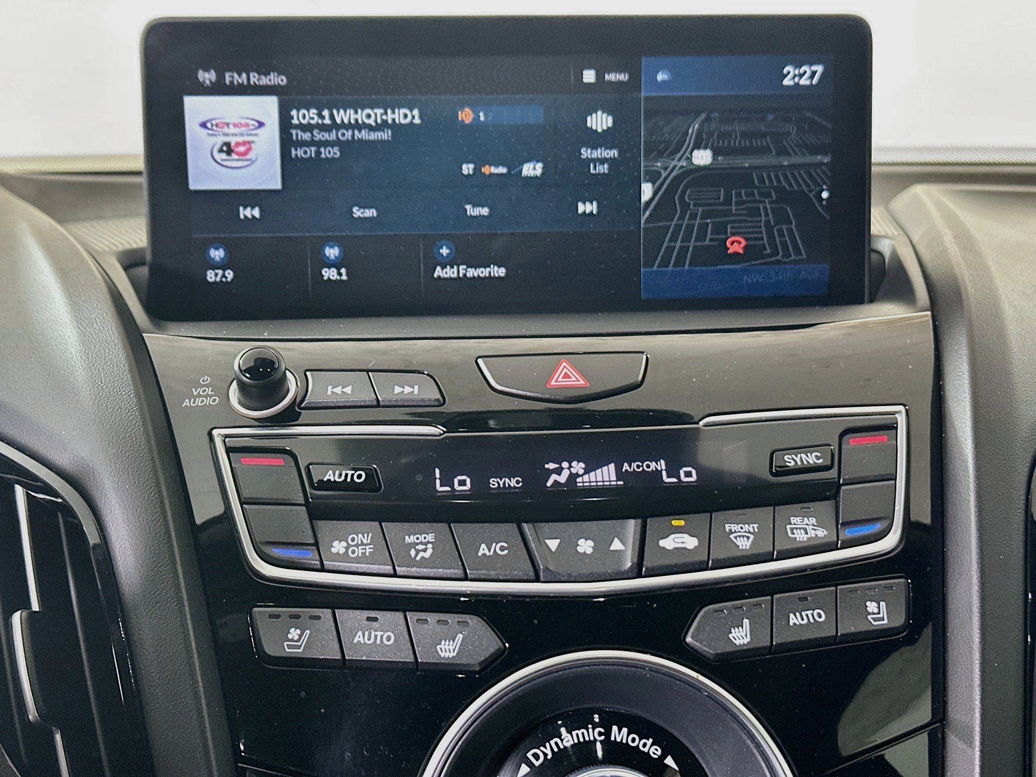 Used 2023 Acura RDX w/ Advance Package FWD image 31