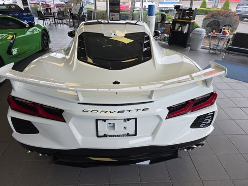 Used 2020 Chevrolet Corvette Stingray Premium Cpe w/ 3LT Preferred Equipment Group image 4