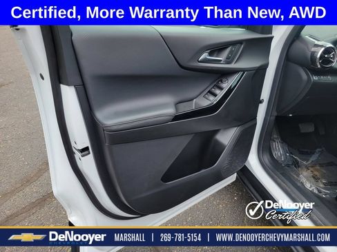 Used 2026 Chevrolet Equinox LT AWD/4WD image 6