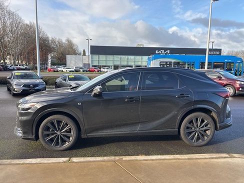 Used 2023 Lexus RX 500h F Sport image 7