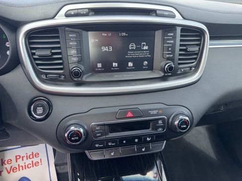 Used 2019 Kia Sorento EX image 15