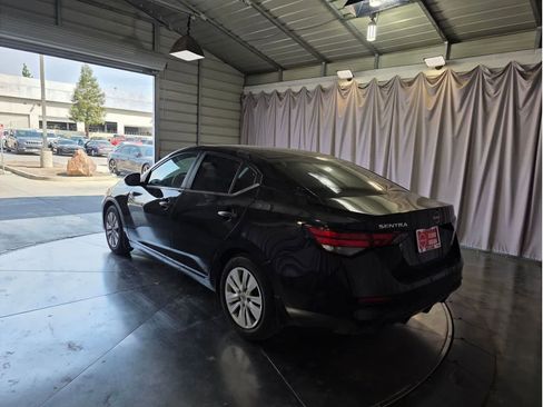 Used 2025 Nissan Sentra S w/ Trunk Package image 8