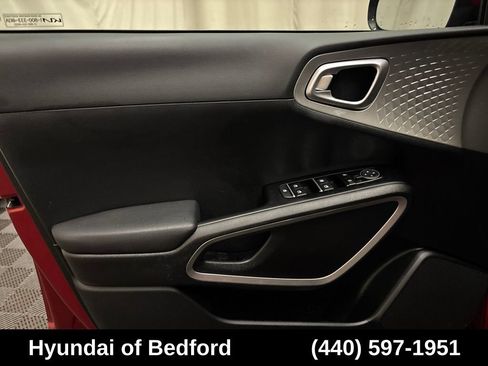 Used 2023 Kia Soul LX FWD image 11