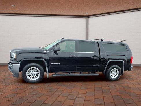 Used 2018 GMC Sierra 1500 SLE w/ SLE Value Package image 5