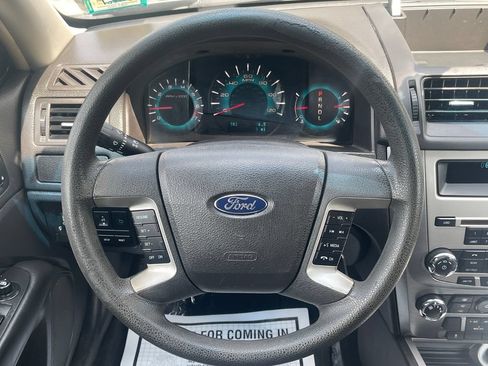 Used 2010 Ford Fusion SE FWD image 24
