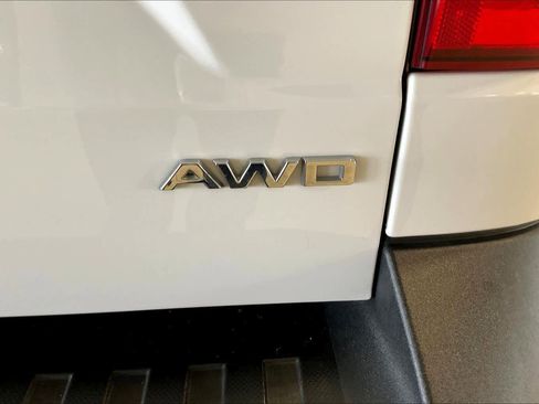 Used 2022 Ford Maverick XLT w/ Equipment Group 300A Standard image 9