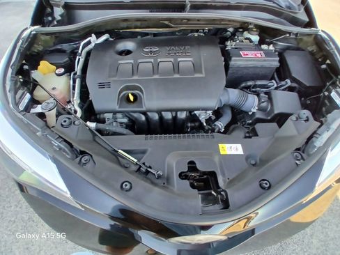 Used 2020 Toyota C-HR LE image 21