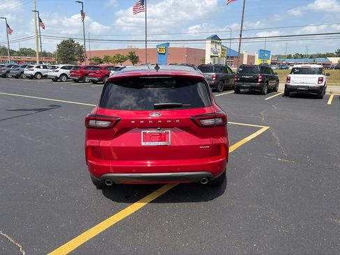 Used 2023 Ford Escape ST-Line w/ Tech Pack #1 AWD/4WD image 6