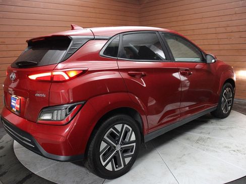 Used 2023 Hyundai Kona Limited image 7