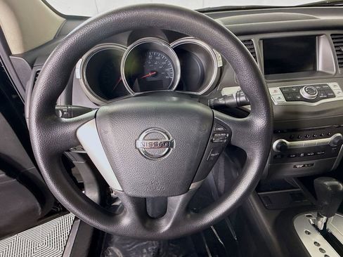 Used 2014 Nissan Murano S FWD image 17