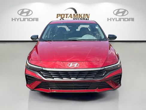 Certified 2026 Hyundai Elantra Sport FWD image 2
