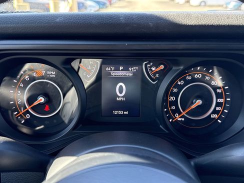 Used 2024 Jeep Wrangler Sport image 10