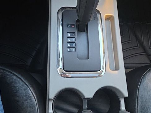 Used 2009 Ford Escape XLT image 19