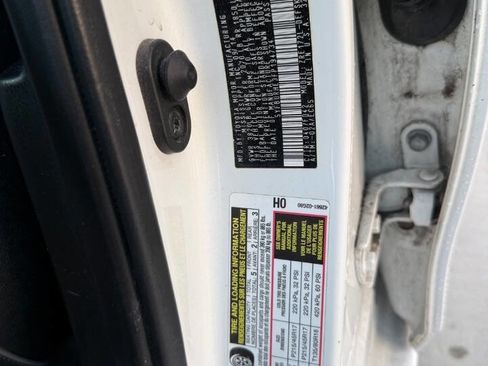 Used 2015 Toyota Corolla S FWD image 30