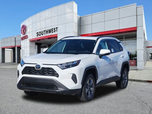 New 2025 Toyota RAV4 XLE w/ Blackout Package (GST) image 2