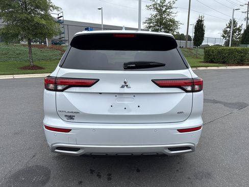 Used 2023 Mitsubishi Outlander SEL FWD image 38