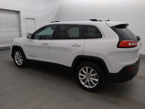 Used 2016 Jeep Cherokee Limited FWD image 3