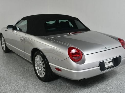 Used 2004 Ford Thunderbird RWD image 25