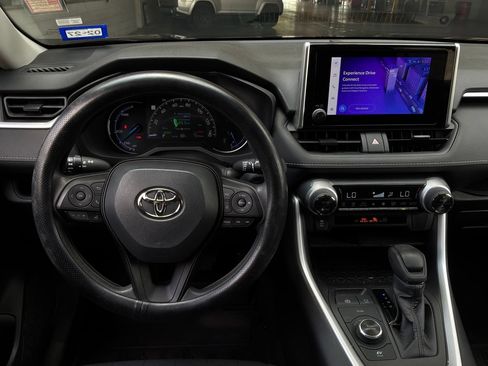 Used 2024 Toyota RAV4 AWD Hybrid image 17
