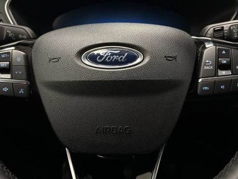 Used 2025 Ford Escape Platinum AWD/4WD image 15