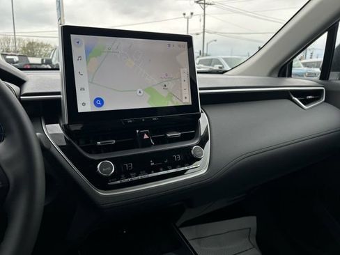 Used 2026 Toyota Corolla Cross XLE w/ Convenience Package image 36