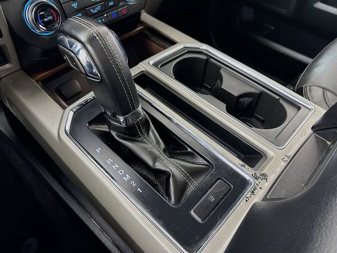 Used 2016 Ford F150 Lariat w/ Equipment Group 502A Luxury image 17