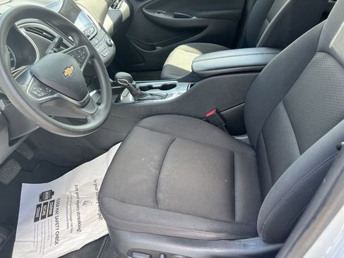 Used 2023 Chevrolet Malibu LT image 16