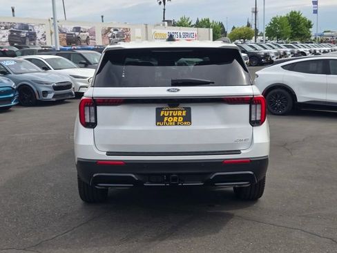 New 2026 Ford Explorer ST-Line image 5