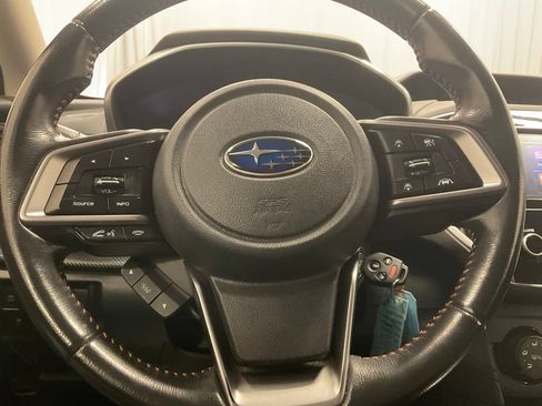 Used 2018 Subaru Crosstrek 2.0i Premium AWD/4WD image 18