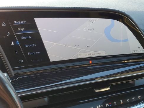 Used 2021 Cadillac Escalade Sport image 18