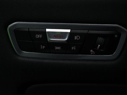 Used 2023 BMW X7 xDrive40i w/ Executive Package image 22