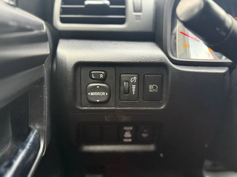 Used 2022 Toyota 4Runner TRD Off-Road Premium image 25