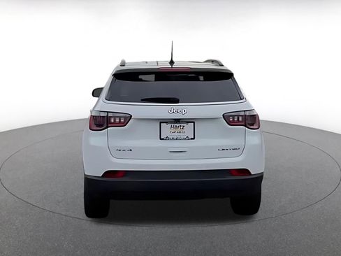 Used 2025 Jeep Compass Limited image 12
