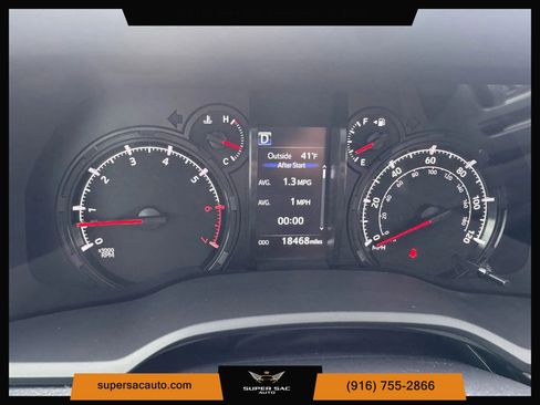 Used 2024 Toyota 4Runner SR5 Premium w/ Moonroof Package image 25