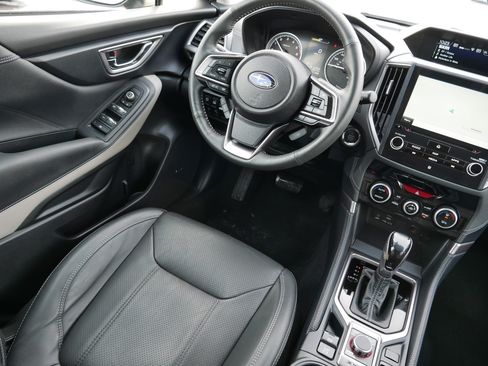 Used 2022 Subaru Forester Limited image 9