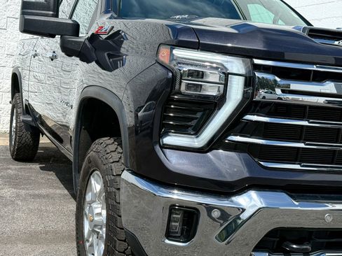 Certified 2024 Chevrolet Silverado 3500 LTZ w/ LTZ Premium Package AWD/4WD image 5