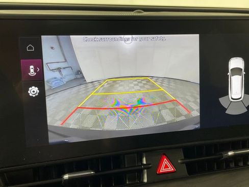 Used 2025 Kia Sportage X-Line image 9