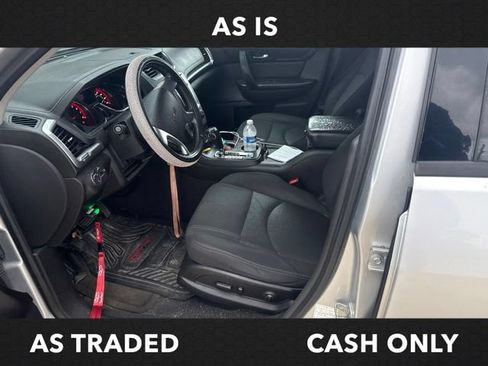 Used 2015 GMC Acadia SLE FWD image 8