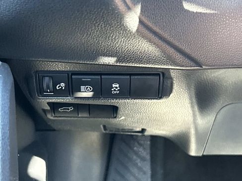 Used 2026 Toyota Corolla Cross XLE w/ Convenience Package AWD/4WD image 29
