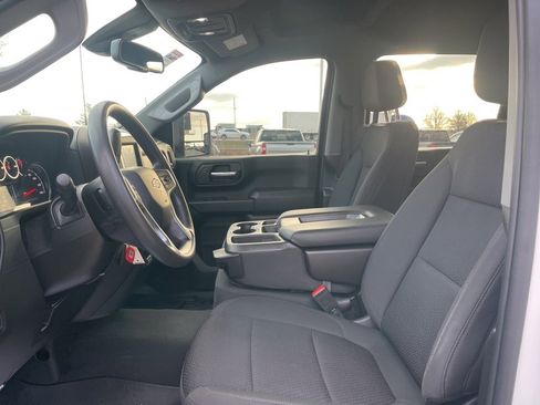 Certified 2022 Chevrolet Silverado 2500 Custom w/ Gooseneck/5TH Wheel Package image 19