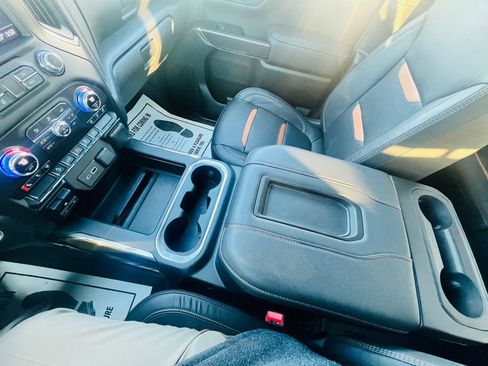 Used 2021 GMC Sierra 1500 AT4 image 31