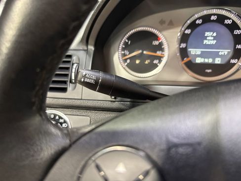 Used 2008 Mercedes-Benz C 350 Sport image 15