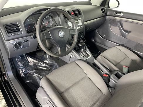 Used 2007 Volkswagen Rabbit 2-Door FWD image 3